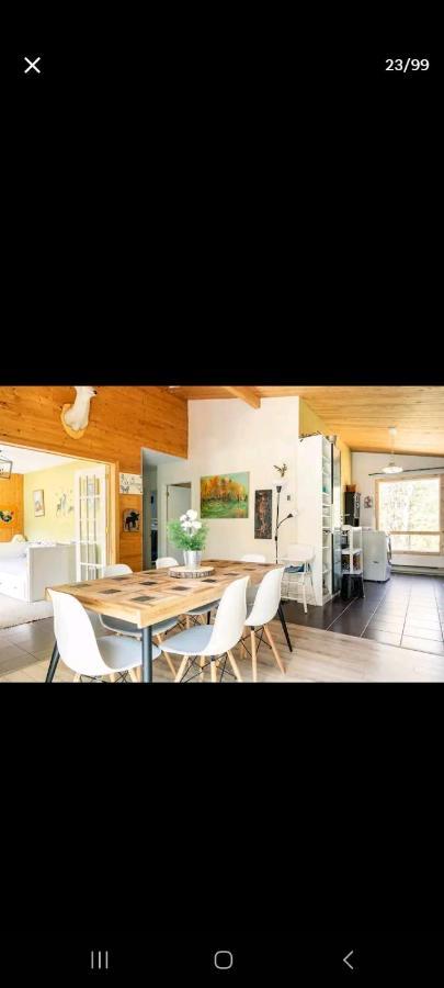 Le Petit Cottage Du Grand Boise Lac-Simon Buitenkant foto