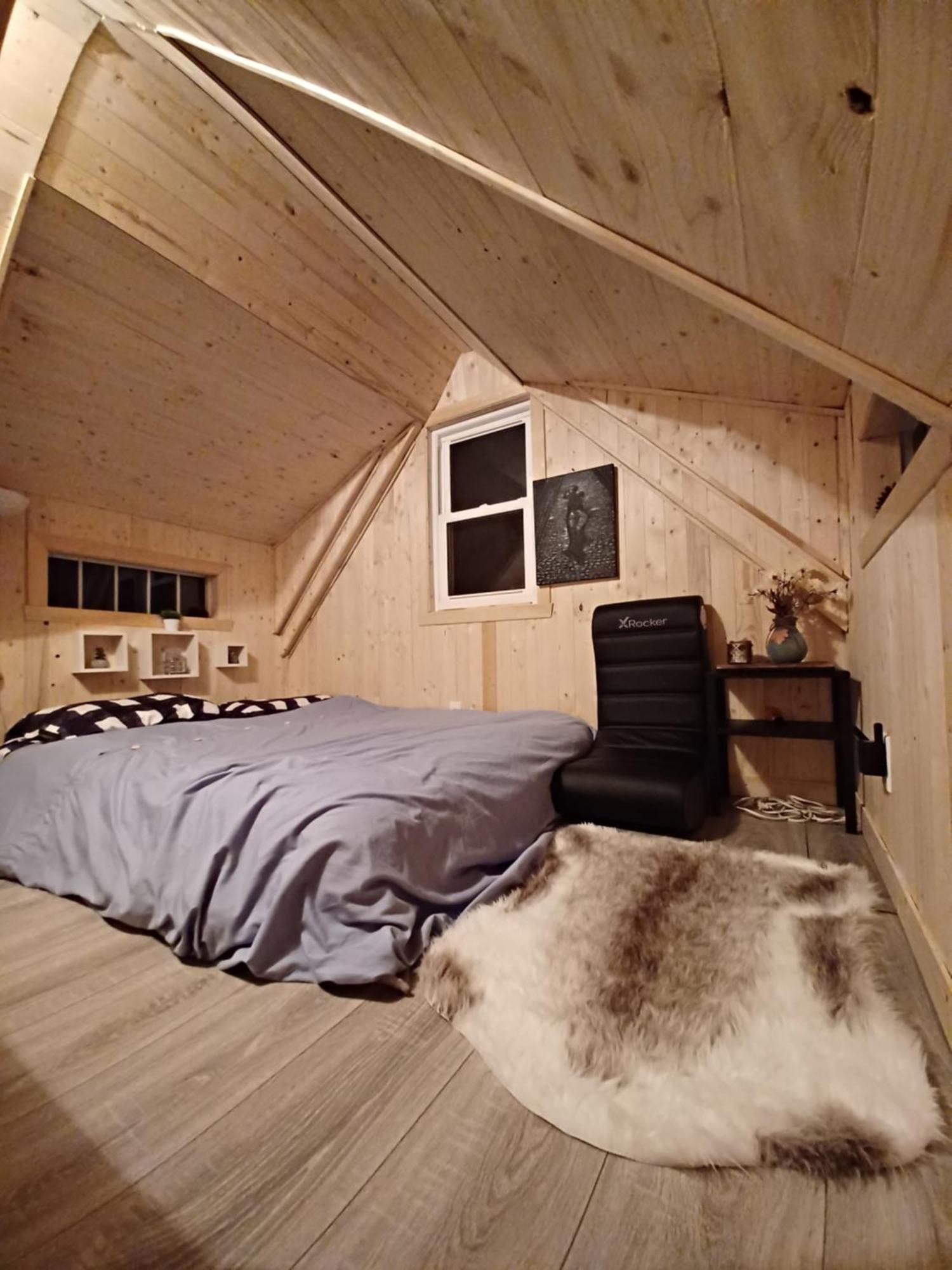 Le Petit Cottage Du Grand Boise Lac-Simon Buitenkant foto